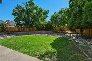 100 Castro Ct, Folsom, CA 95630 - Photo 27
