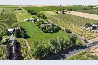10550 E Kettleman Lane, Lodi, CA 95240 - Photo 3