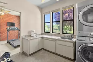 10550 E Kettleman Ln, Lodi, CA 95240 - Photo 29