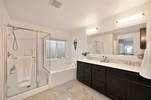 10904 Arrington Dr, Rancho Cordova, CA 95670 - Photo 27