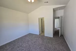 863 El Monte Ct, Los Banos, CA 93635 - Photo 13