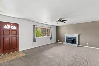 6500 Narcisco Way, Hughson, CA 95326 - Photo 9