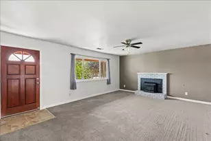 6500 Narcisco Way, Hughson, CA 95326 - Photo 9