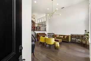 3501 Crocker Dr, Sacramento, CA 95818 - Photo 3