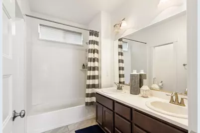 3501 Crocker Drive, Sacramento, CA 95818 - Photo 37