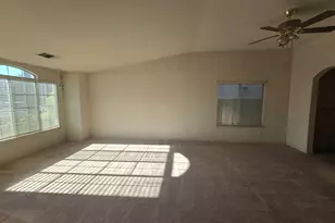 1613 Bay St, Los Banos, CA 93635 - Photo 5