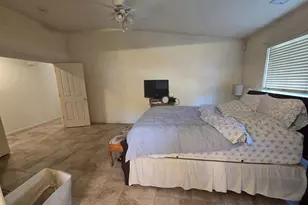 1613 Bay St, Los Banos, CA 93635 - Photo 11