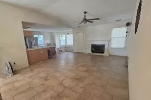 1613 Bay St, Los Banos, CA 93635 - Photo 9