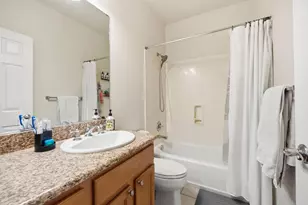 206 San Antonio Pl, San Jose, CA 95116 - Photo 25