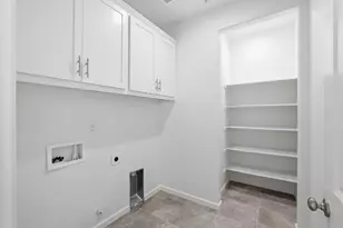 8371 Lemberger Way, Sacramento, CA 95829 - Photo 17