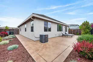 924 Lazy Trl Dr, Rocklin, CA 95765 - Photo 41