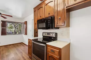 8321 Willowdale Way, Fair Oaks, CA 95628 - Photo 19