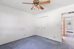 8321 Willowdale Way, Fair Oaks, CA 95628 - Photo 33