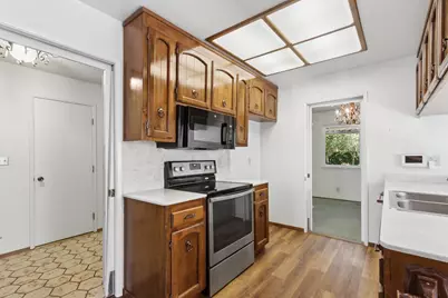 8321 Willowdale Way, Fair Oaks, CA 95628 - Photo 23