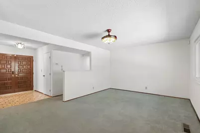 8321 Willowdale Way, Fair Oaks, CA 95628 - Photo 9