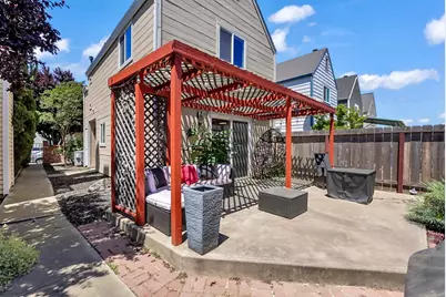 452 Benjamin Place, Manteca, CA 95337 - Photo 17