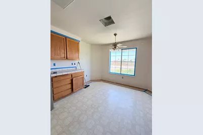 567 Tharp Road, Yuba City, CA 95993 - Photo 11