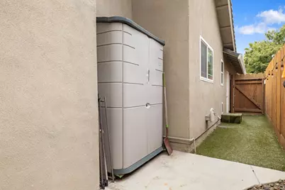 2408 Seaglen Drive, Modesto, CA 95355 - Photo 35