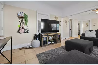 1511 Country Club Boulevard, Stockton, CA 95204 - Photo 11