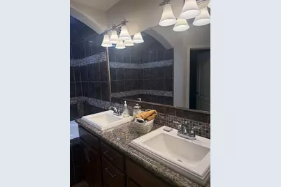 17022 Grand Island Court, Chowchilla, CA 93610 - Photo 27