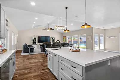 6950 Arrowwood Drive, Riverbank, CA 95367 - Photo 19