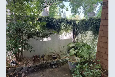 790 E Woodside Lane #6, Sacramento, CA 95825 - Photo 21