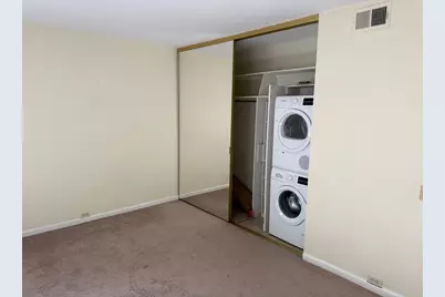 790 E Woodside Lane #6, Sacramento, CA 95825 - Photo 5