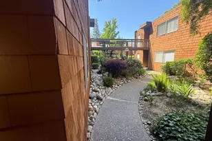 790 E Woodside Ln, Sacramento, CA 95825 - Photo 13