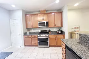 668 Spirou St, Stockton, CA 95204 - Photo 11