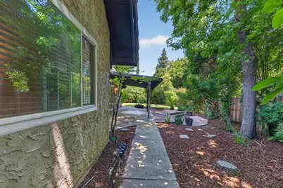 5904 Courville Court, Fair Oaks, CA 95628 - Photo 35