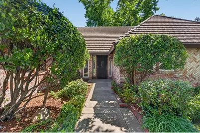5904 Courville Court, Fair Oaks, CA 95628 - Photo 3