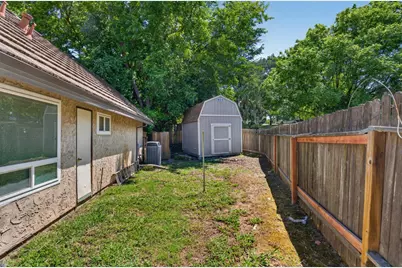 5904 Courville Court, Fair Oaks, CA 95628 - Photo 37