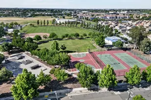 8406 Keusman St, Elk Grove, CA 95758 - Photo 49