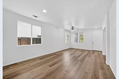 8406 Keusman Street, Elk Grove, CA 95758 - Photo 11