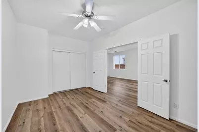 8406 Keusman Street, Elk Grove, CA 95758 - Photo 7