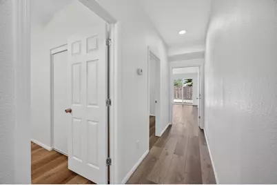 8406 Keusman Street, Elk Grove, CA 95758 - Photo 27