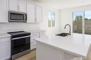 4044 Porton Ln, Carmichael, CA 95608 - Photo 9