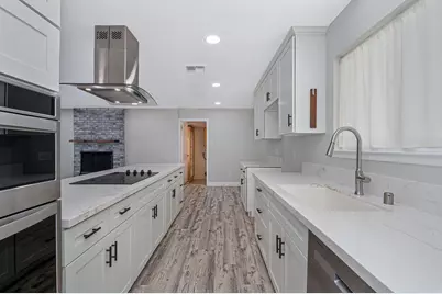 7284 Farm Dale Way, Sacramento, CA 95831 - Photo 1