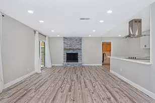 7284 Farm Dale Wy, Sacramento, CA 95831 - Photo 23