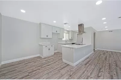 7284 Farm Dale Way, Sacramento, CA 95831 - Photo 15