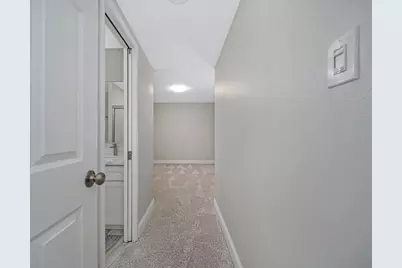 7284 Farm Dale Way, Sacramento, CA 95831 - Photo 41