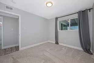 7284 Farm Dale Wy, Sacramento, CA 95831 - Photo 39