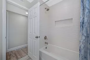 7284 Farm Dale Wy, Sacramento, CA 95831 - Photo 37