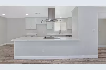 7284 Farm Dale Way, Sacramento, CA 95831 - Photo 17