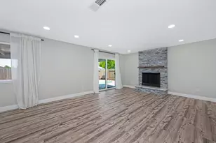 7284 Farm Dale Wy, Sacramento, CA 95831 - Photo 19