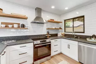 1202 Commons Dr, Sacramento, CA 95825 - Photo 23