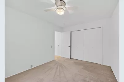 6301 Longridge Way, Sacramento, CA 95831 - Photo 57