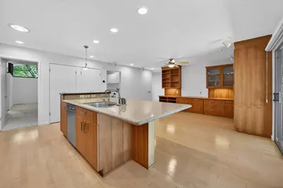 6301 Longridge Way, Sacramento, CA 95831 - Photo 35