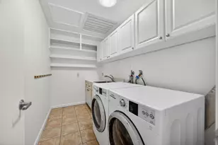 6301 Longridge Way, Sacramento, CA 95831 - Photo 39