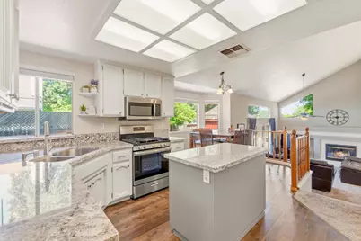 6505 Lennox Way, Elk Grove, CA 95758 - Photo 9